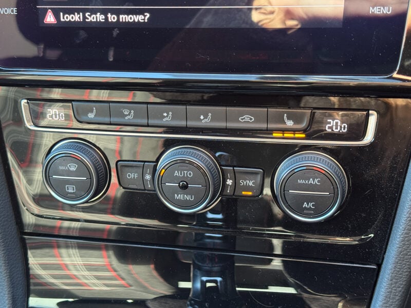 Used Volkswagen Golf 2018 for sale - 77568516: Photo 30