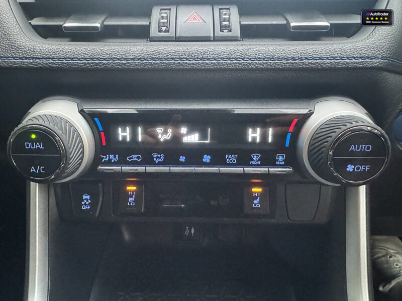 Used Toyota RAV4 2019 for sale - 77037243: Photo 27