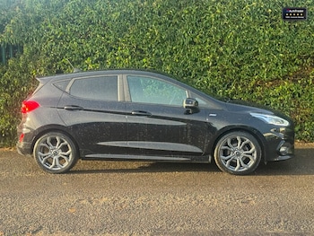 Used Ford Fiesta 2021 for sale - 77041608: Photo