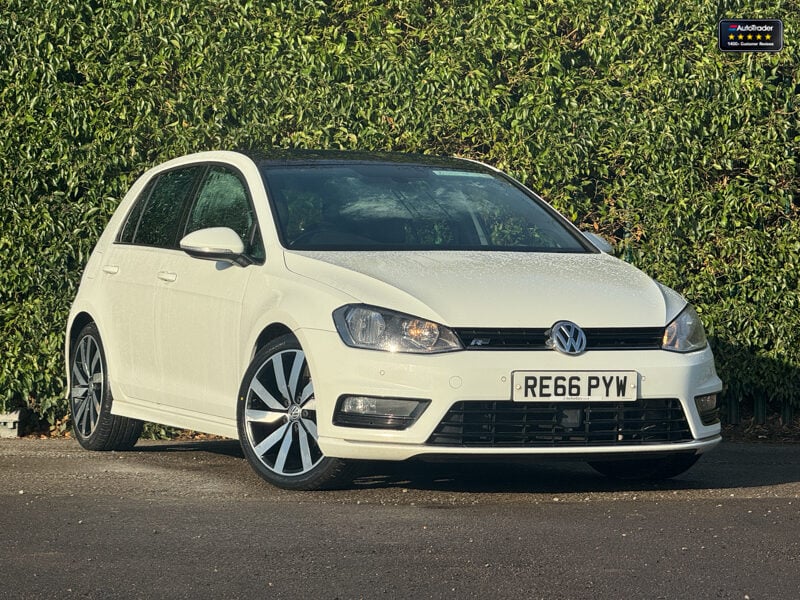 Used Volkswagen Golf 2016 for sale - 77041683: Photo 2