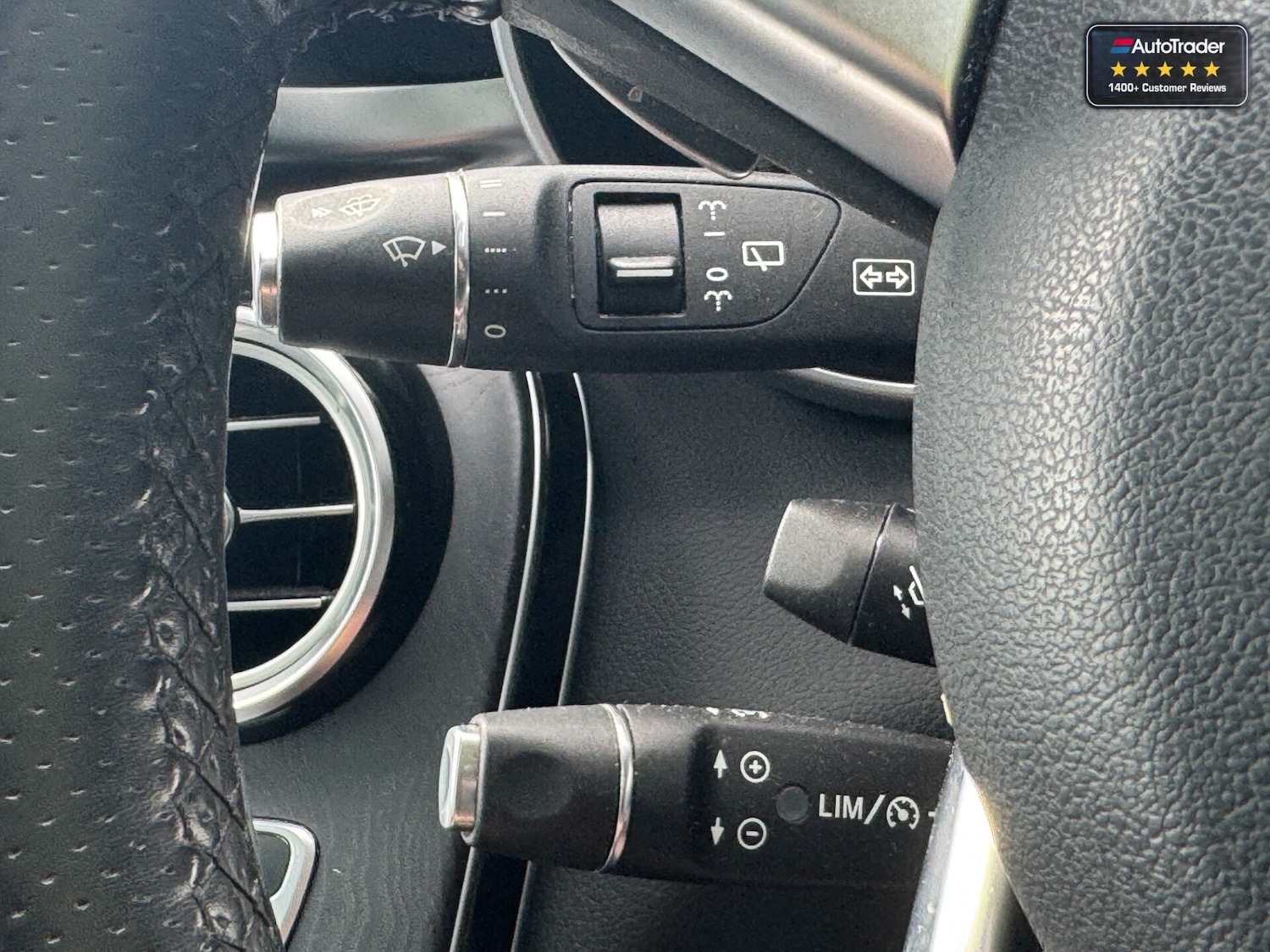 Used Mercedes-Benz GLC 2016 for sale - 77931026: Photo 17