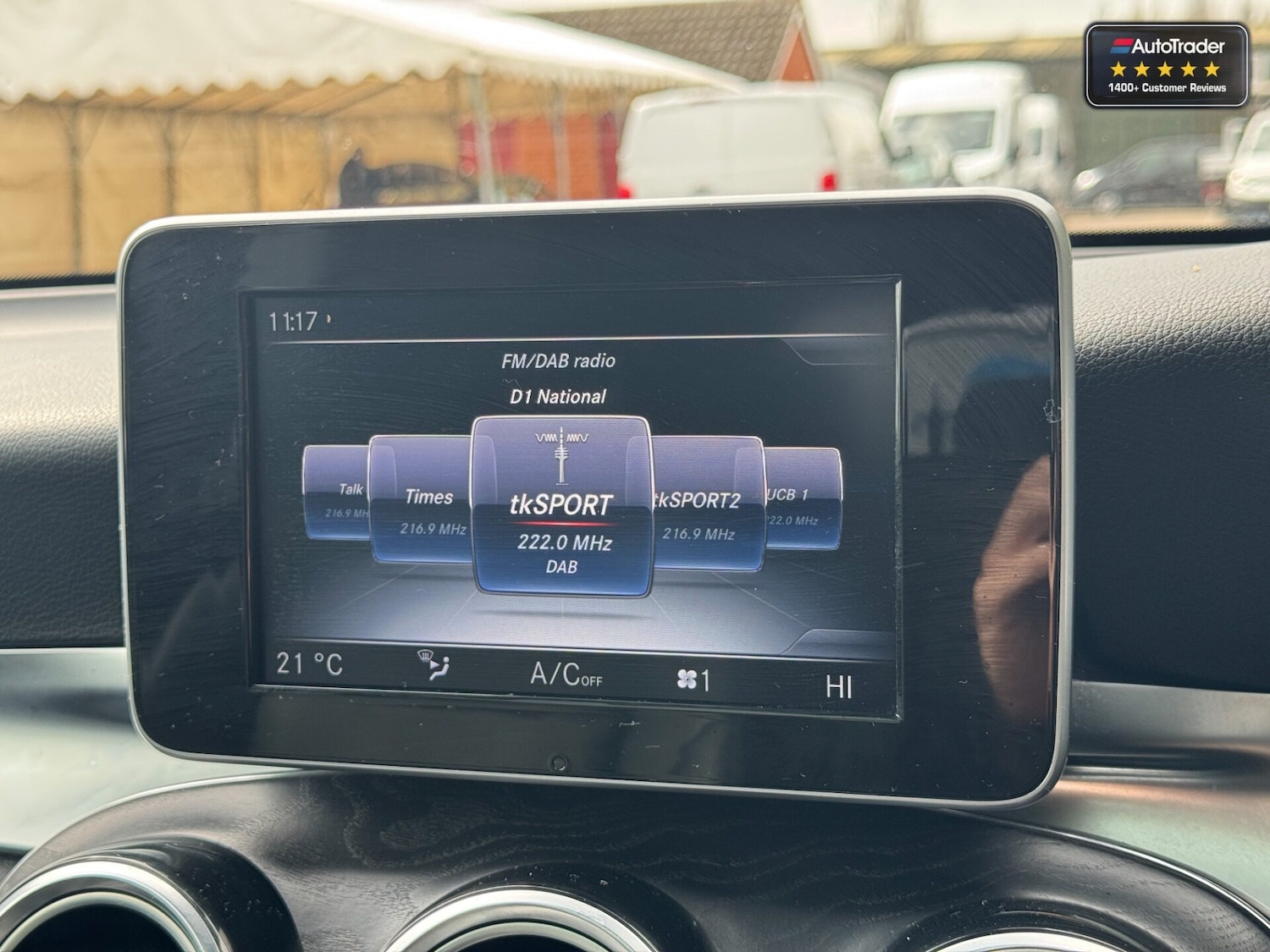 Used Mercedes-Benz GLC 2016 for sale - 77931026: Photo 25