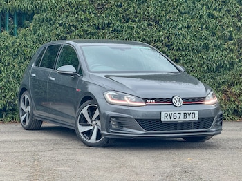 Used Volkswagen Golf 2017 for sale - 77117974: Photo