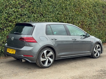 Used Volkswagen Golf 2017 for sale - 77117974: Photo