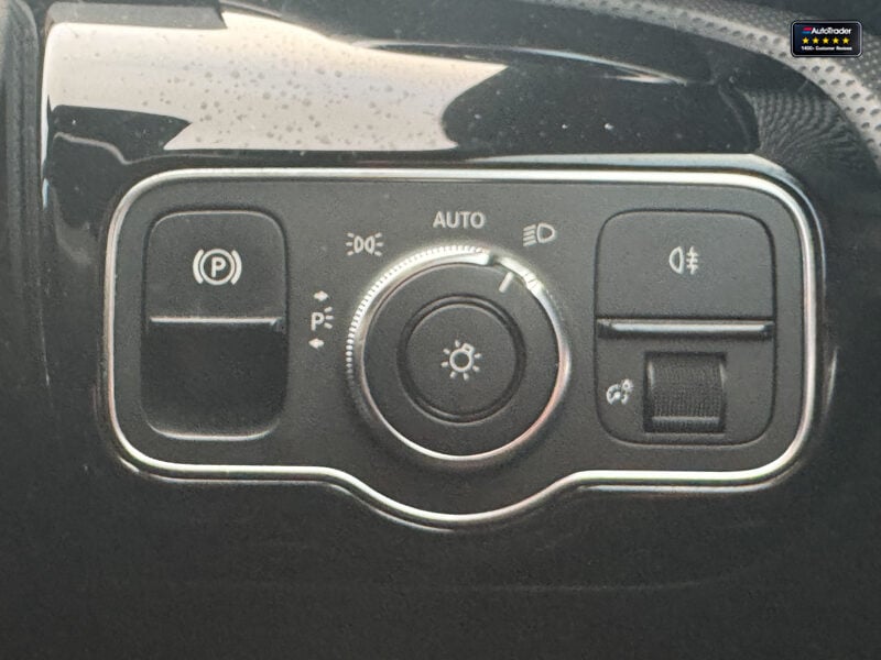 Used Mercedes-Benz A-Class 2019 for sale - 77042304: Photo 15