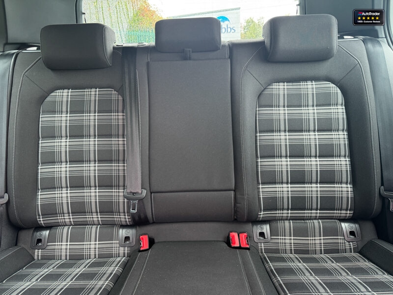 Used Volkswagen Golf 2015 for sale - 77432745: Photo 10