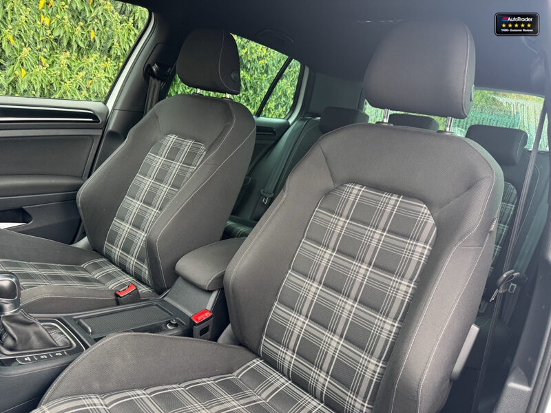 Used Volkswagen Golf 2015 for sale - 77432745: Photo 9