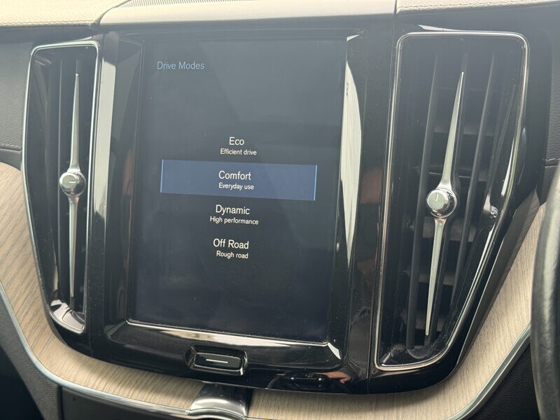 Used Volvo XC60 2019 for sale - 77490795: Photo 31