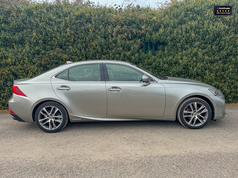 Used Lexus IS 2018 for sale - 77042262: Photo 32