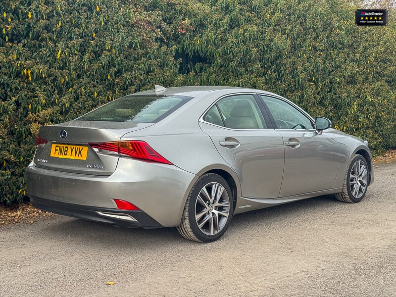 Used Lexus IS 2018 for sale - 77042262: Photo 4