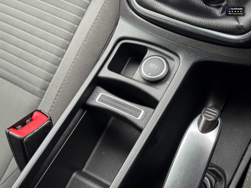 Used Ford Grand C-Max 2018 for sale - 77041611: Photo 24