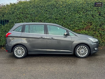 Used Ford Grand C-Max 2018 for sale - 77041611: Photo