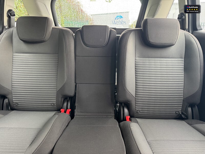 Used Ford Grand C-Max 2018 for sale - 77041611: Photo 9