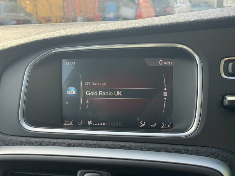 Used Volvo V40 2018 for sale - 77530424: Photo 20