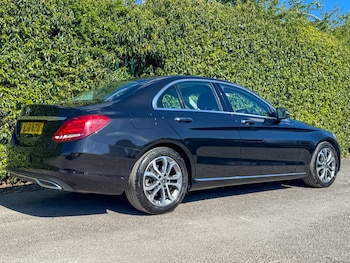 Used Mercedes-Benz C Class 2018 for sale - 78070120: Photo