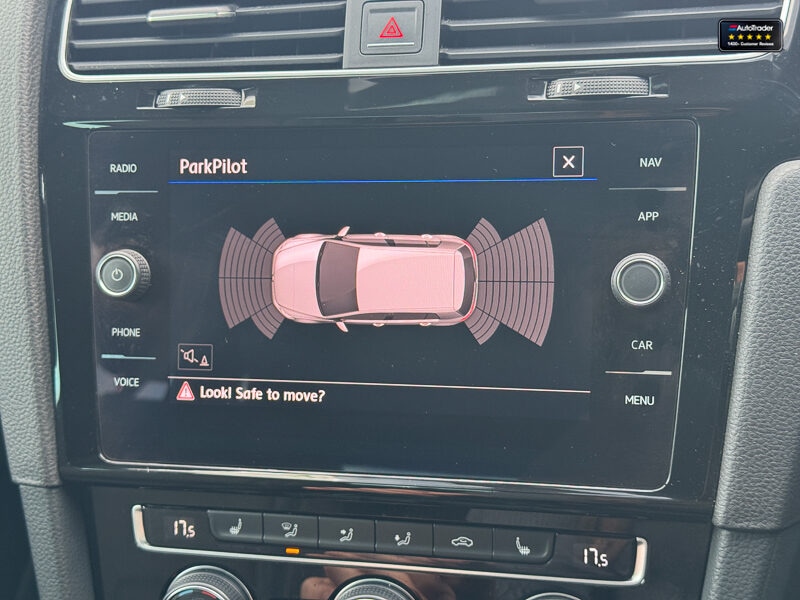 Used Volkswagen Golf 2017 for sale - 77042256: Photo 26