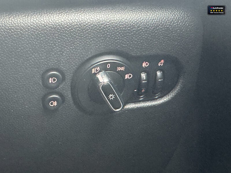 Used MINI Hatch 2020 for sale - 77042236: Photo 17