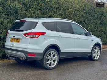 Used Ford Kuga 2016 for sale - 77042267: Photo
