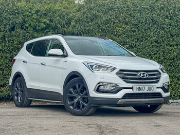 Used Hyundai Santa Fe 2017 for sale - 78182628: Photo