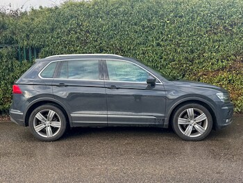 Used Volkswagen Tiguan 2018 for sale - 77077917: Photo