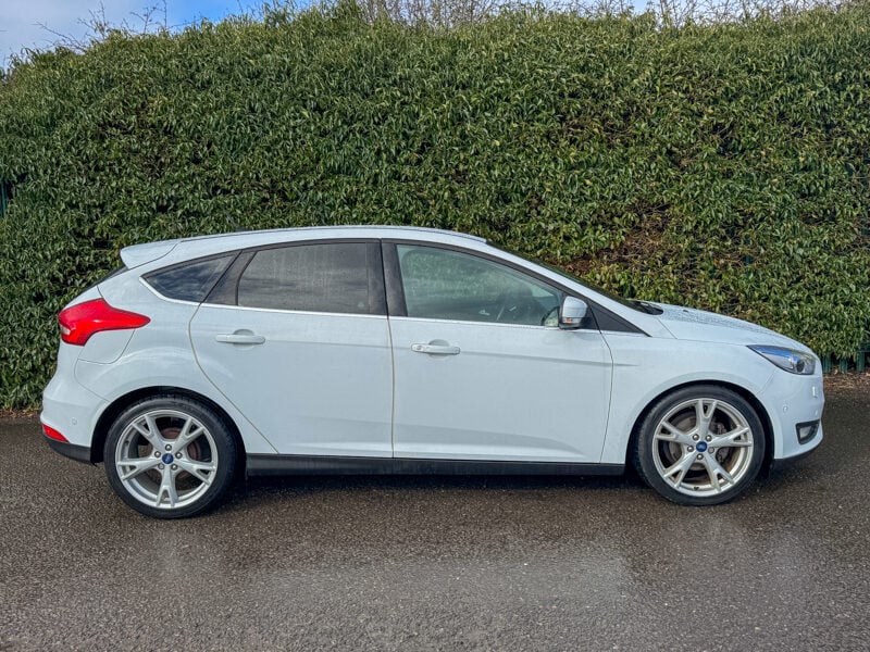 Used Ford Focus 2017 for sale - 77382203: Photo 5