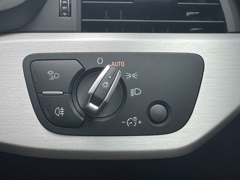 Used Audi A4 2019 for sale - 78095695: Photo 15