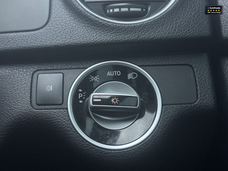 Used Mercedes-Benz C Class 2014 for sale - 77041661: Photo 18