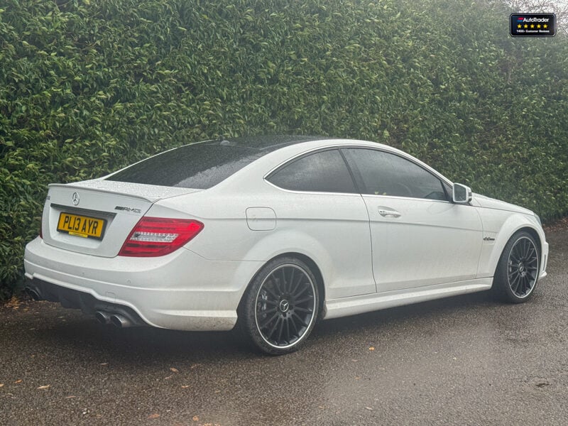 Used Mercedes-Benz C Class 2014 for sale - 77041661: Photo 3