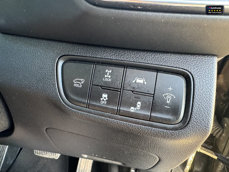 Used Hyundai Santa Fe 2018 for sale - 77041821: Photo 21