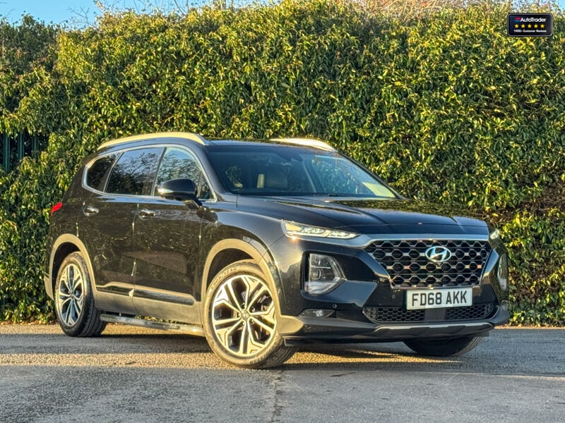 Used Hyundai Santa Fe 2018 for sale - 77041821: Photo 3