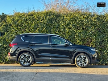 Used Hyundai Santa Fe 2018 for sale - 77041821: Photo
