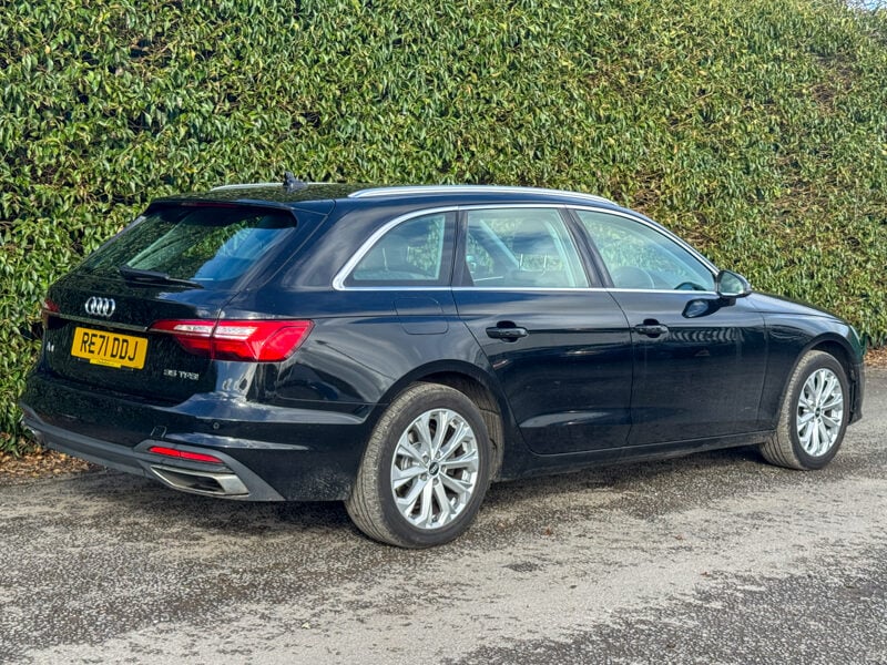 Used Audi A4 2021 for sale - 77258374: Photo 4