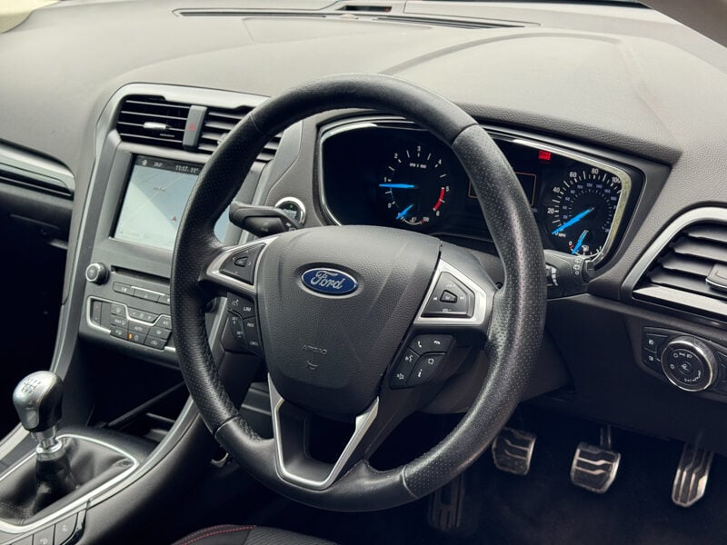 Used Ford Mondeo 2017 for sale - 77530460: Photo 12