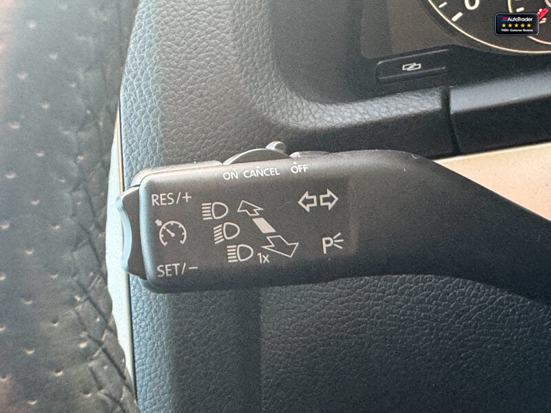 Used Volkswagen Scirocco 2011 for sale - 77041622: Photo 14