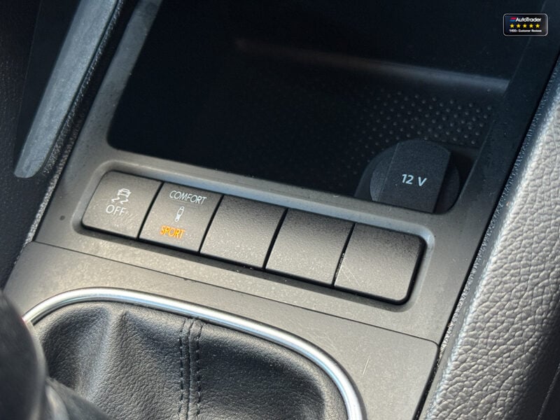 Used Volkswagen Scirocco 2011 for sale - 77041622: Photo 22