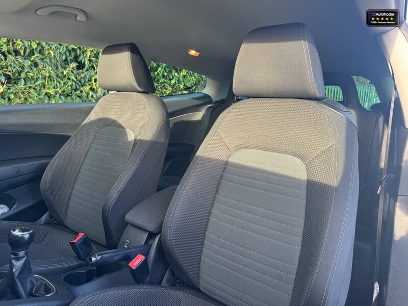 Used Volkswagen Scirocco 2011 for sale - 77041622: Photo 8