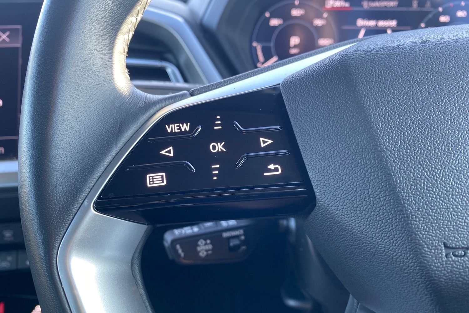 Used Audi Q4 e-tron 2024 for sale - 76677465: Photo 14