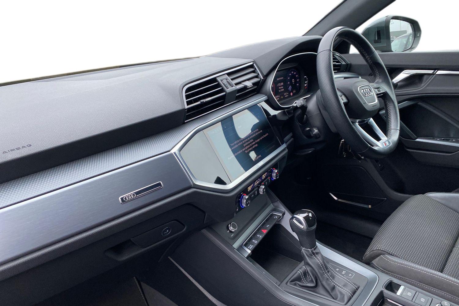 Used Audi Q3 2021 for sale - 77781892: Photo 2