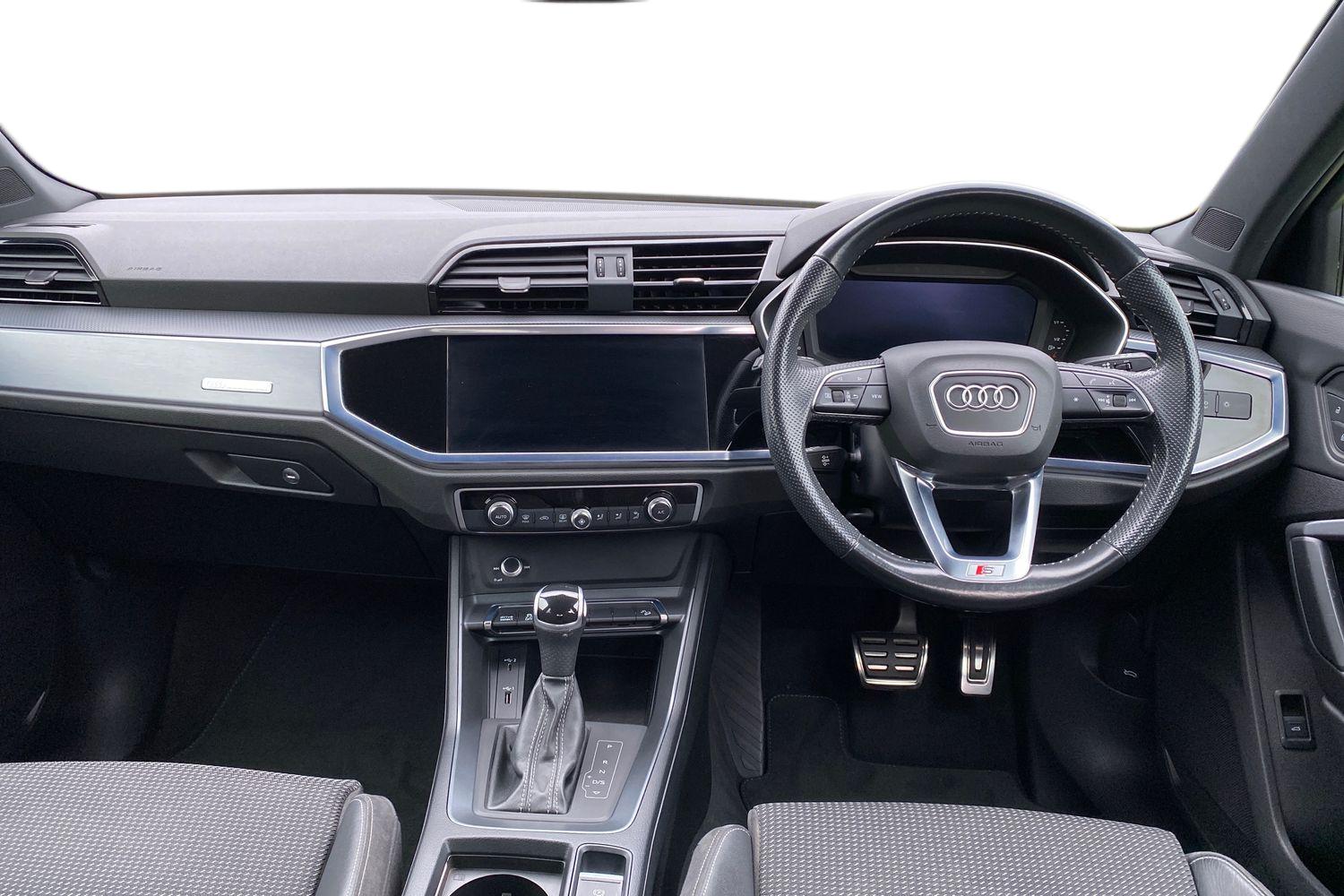 Used Audi Q3 2020 for sale - 76681267: Photo 10