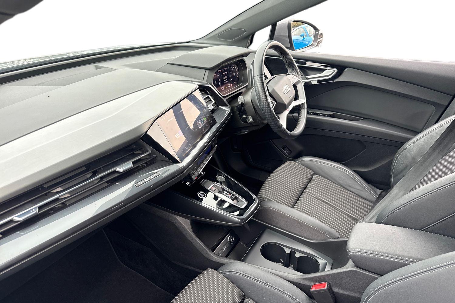 Used Audi Q4 e-tron 2023 for sale - 76676982: Photo 2