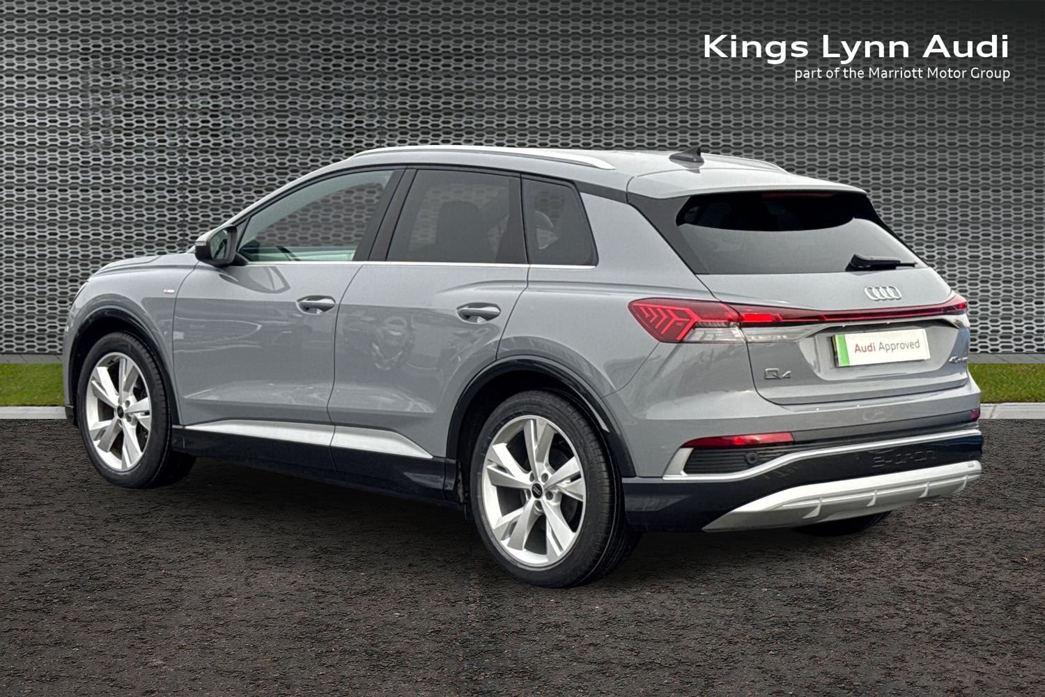 Used Audi Q4 e-tron 2023 for sale - 76676982: Photo 3