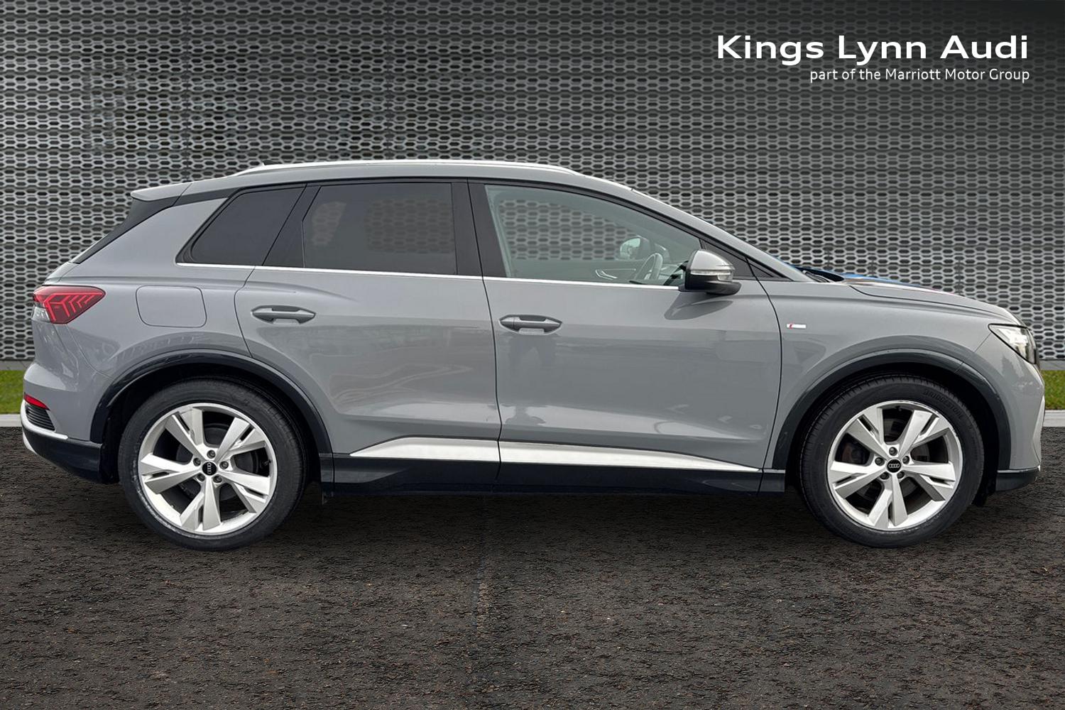 Used Audi Q4 e-tron 2023 for sale - 76676982: Photo 4