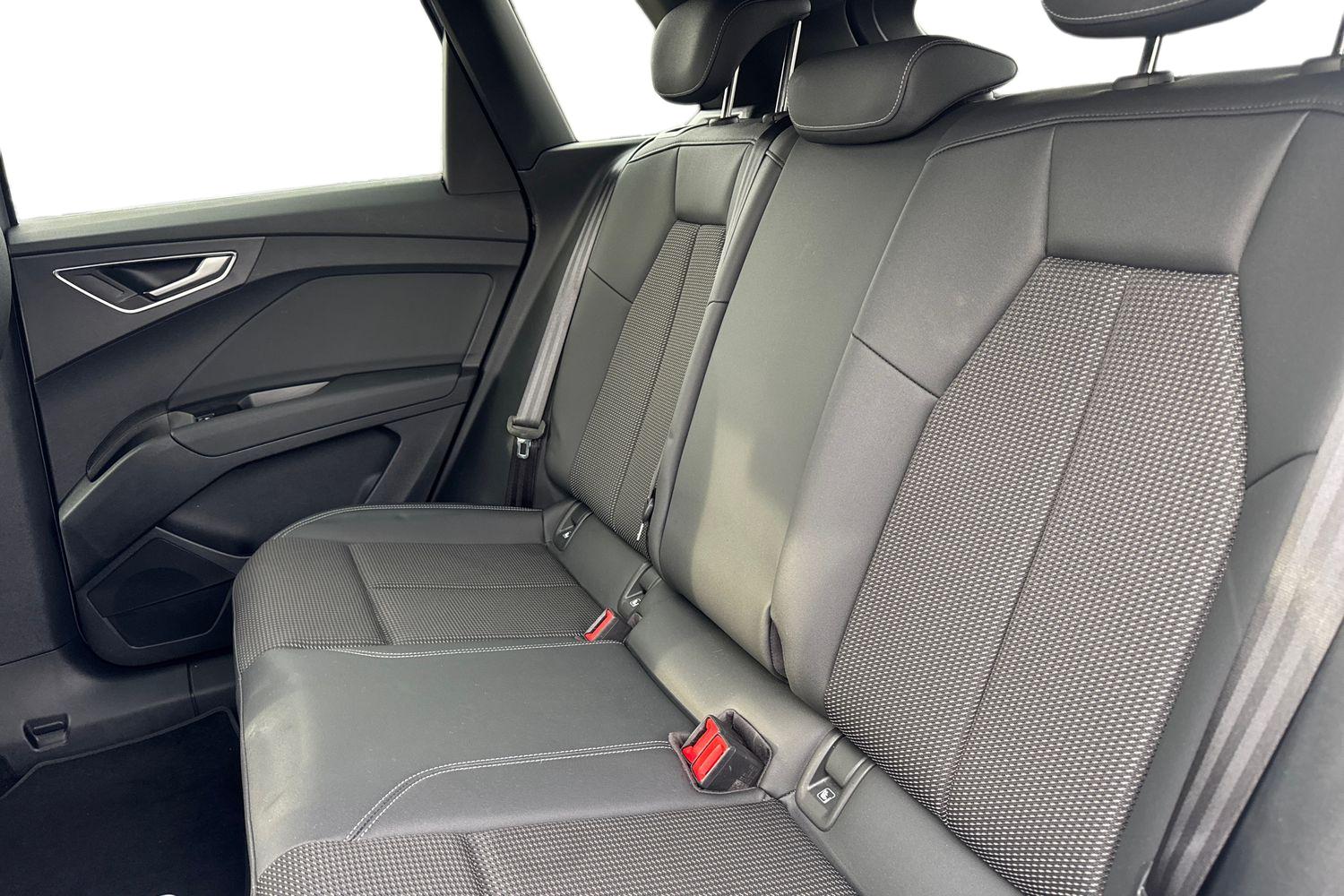 Used Audi Q4 e-tron 2023 for sale - 76676982: Photo 8