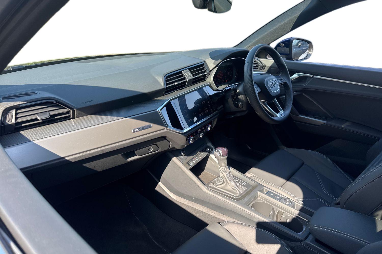 Used Audi Q3 2025 for sale - 76679872: Photo 2