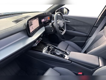 Used Audi Q3 2025 for sale - 77231778: Photo