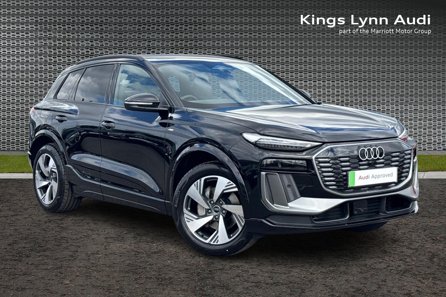 Used Audi Q6 e-tron 2025 for sale - 76680206: Photo 1