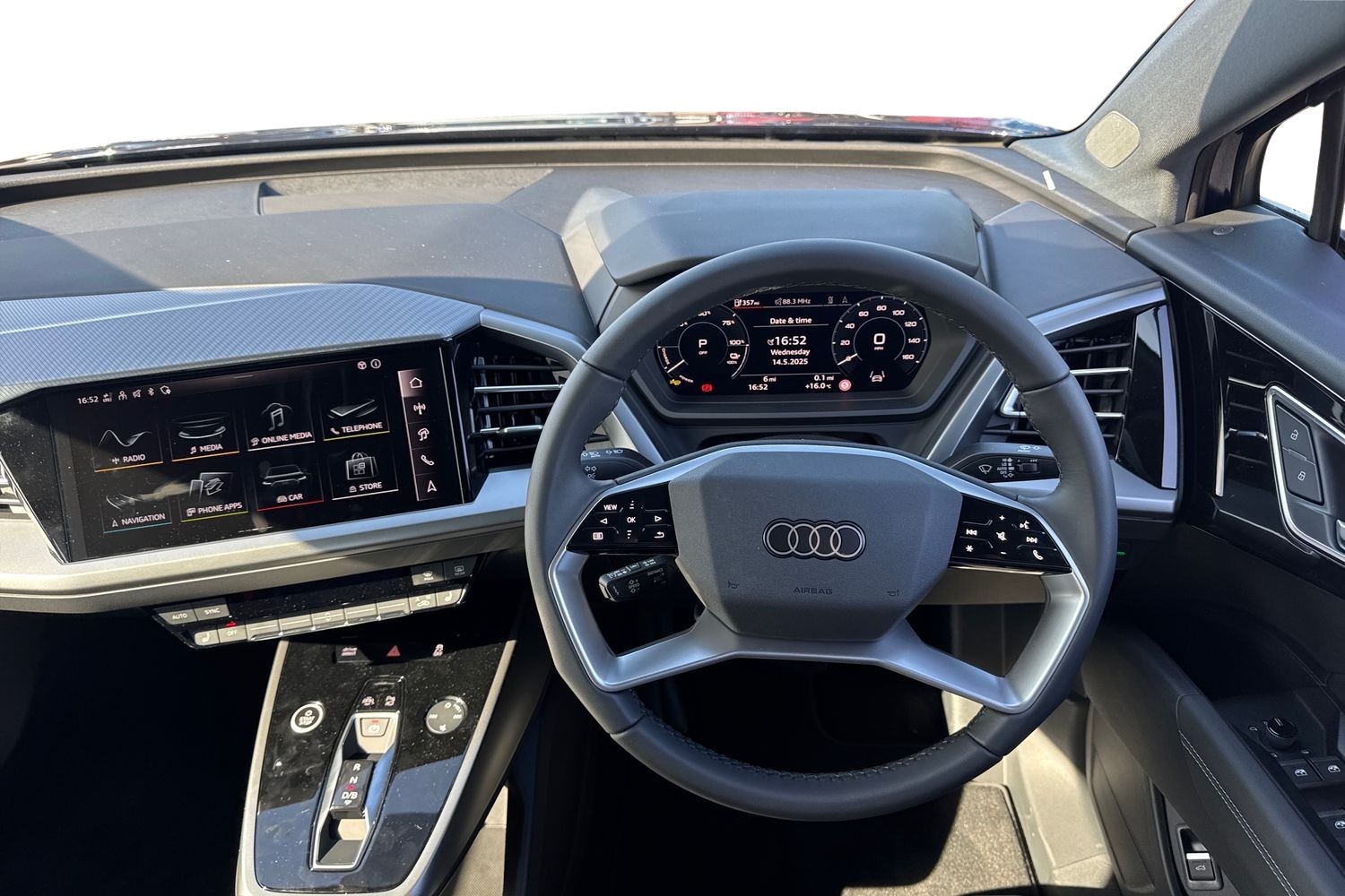 Used Audi Q4 e-tron 2025 for sale - 76679860: Photo 10
