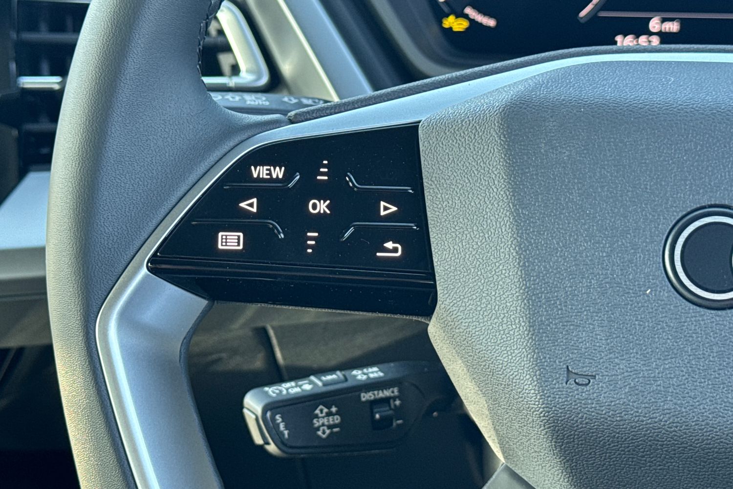 Used Audi Q4 e-tron 2025 for sale - 76679860: Photo 14