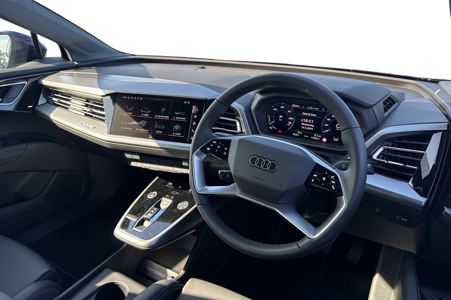 Used Audi Q4 e-tron 2025 for sale - 76679860: Photo 6