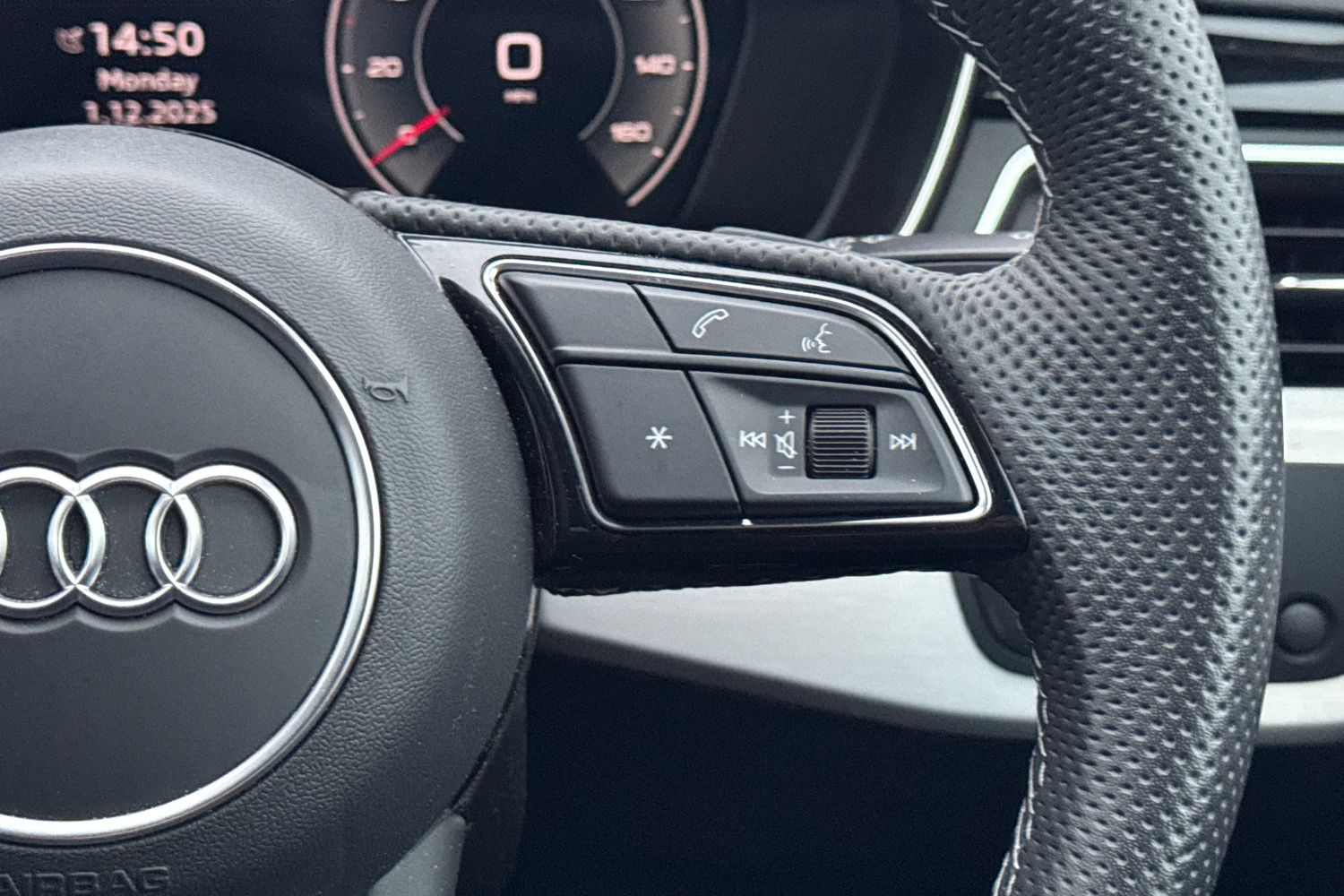 Used Audi A4 2023 for sale - 76826432: Photo 15